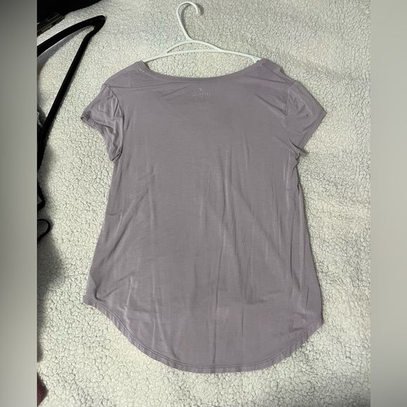 American Eagle Outfitters t-shirt - Picture 2 of 5